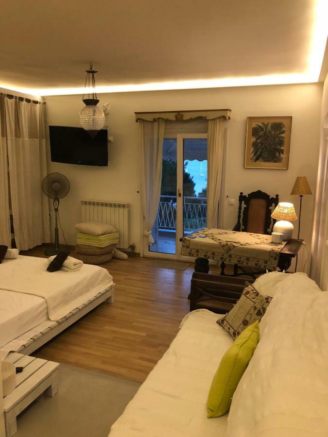 Ferienwohnung Classy Lux Apt W/ Sea View, Garden, Parking Corfu  Exterior foto